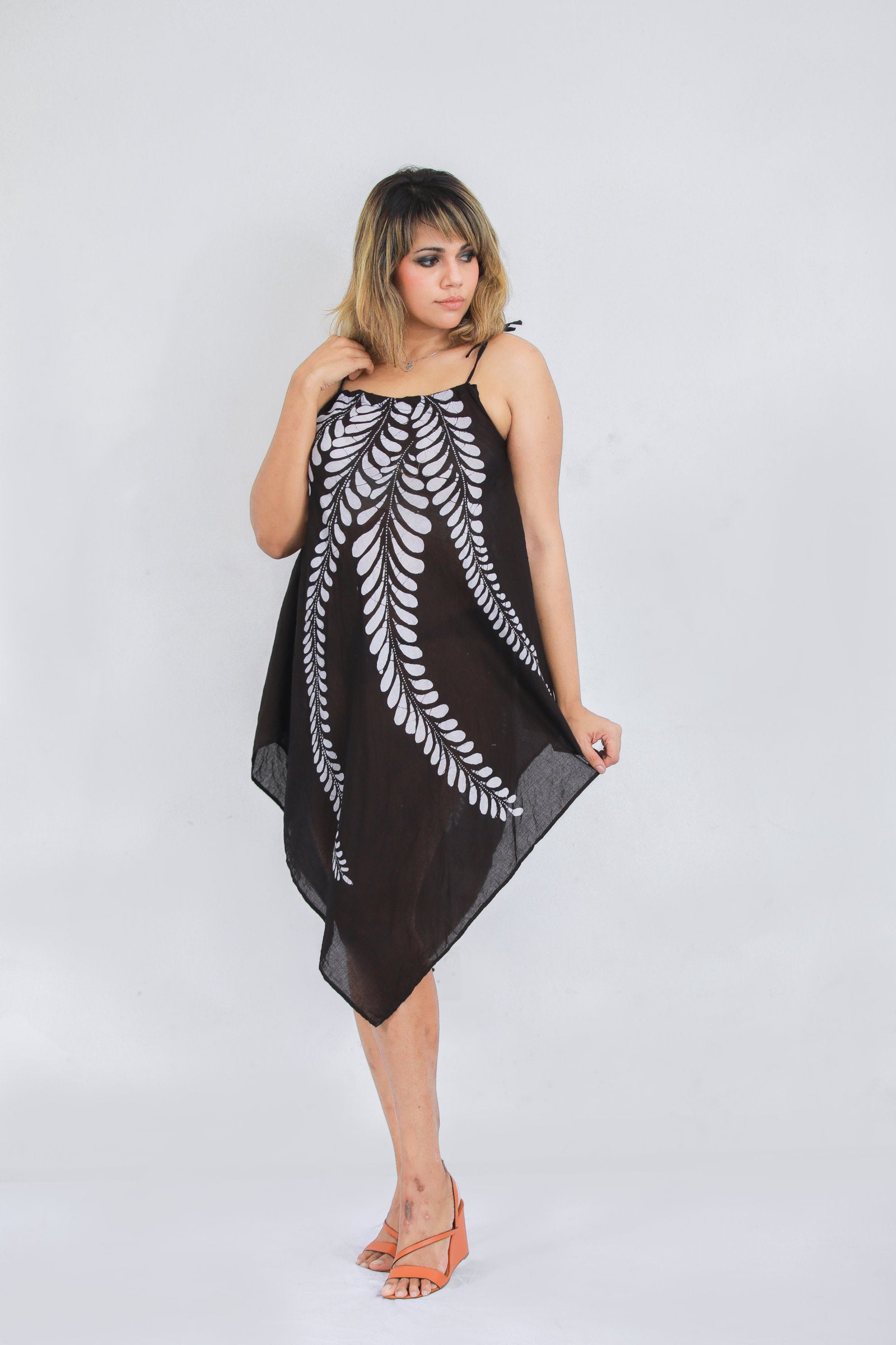 Monochrome Muse Simplicity
