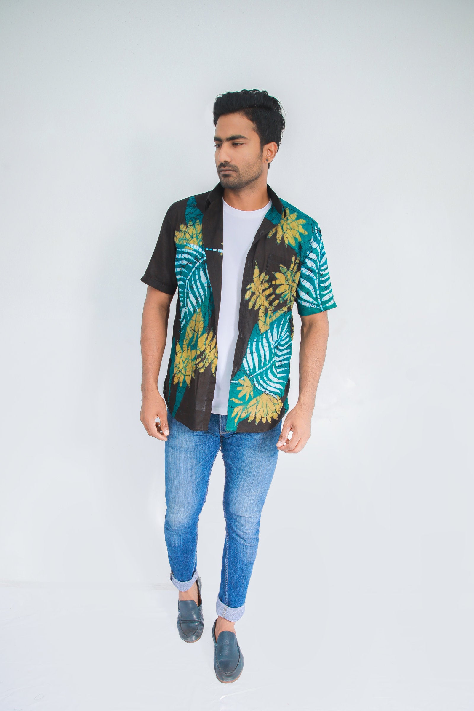 Breezy Palms Shirt